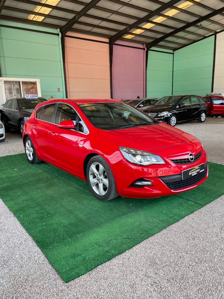 OPEL ASTRA 2012