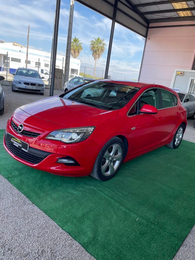 OPEL ASTRA 2012