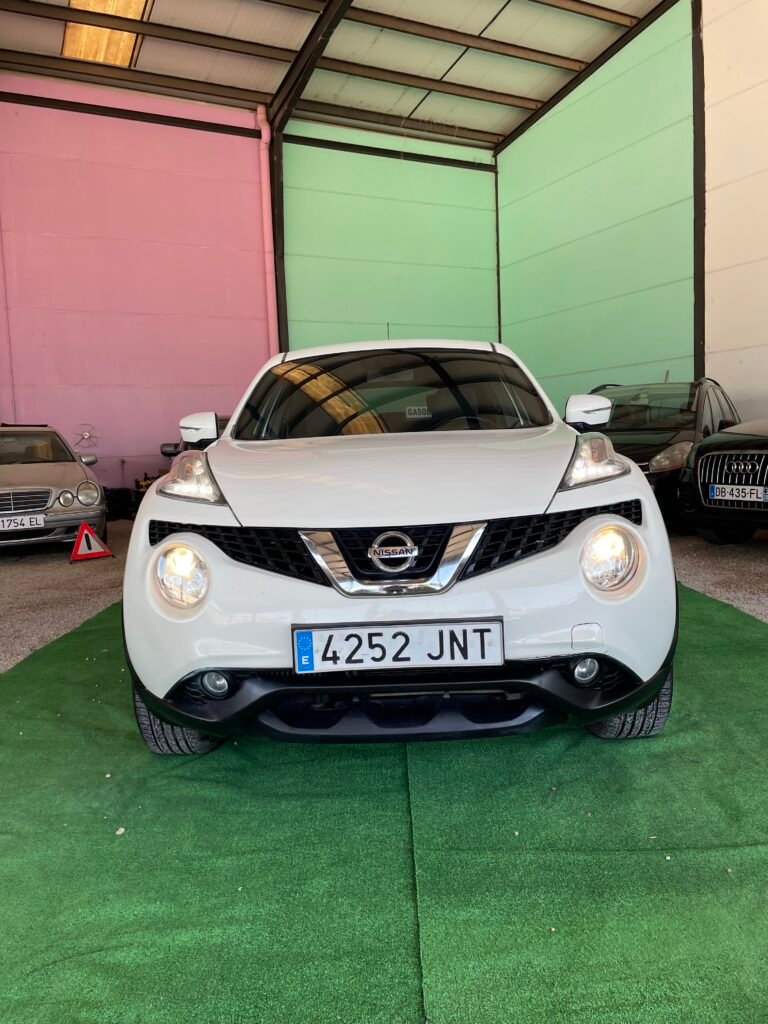 NISSAN JUKE 2016