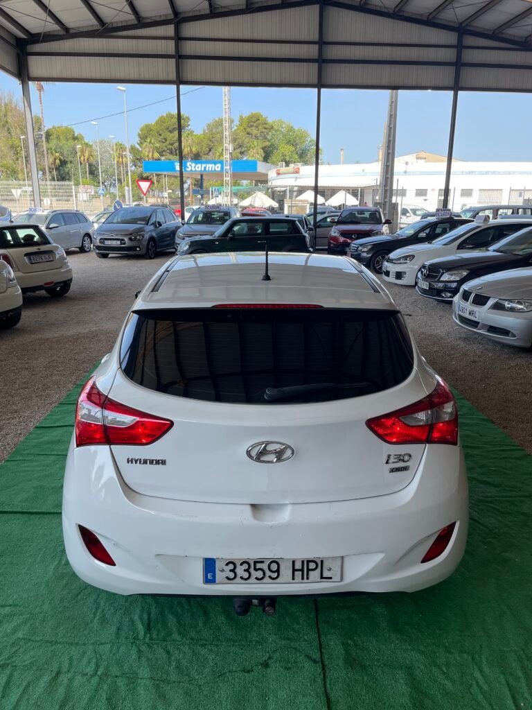 HYUNDAI I30 2013