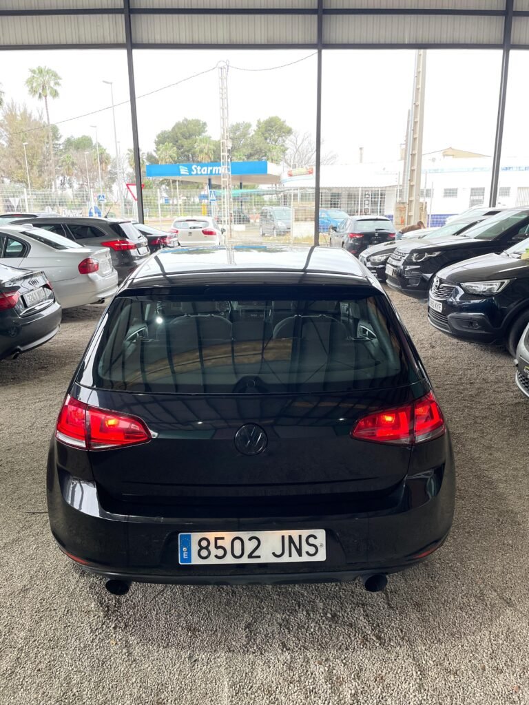 VOLKSWAGEN GOLF 2016