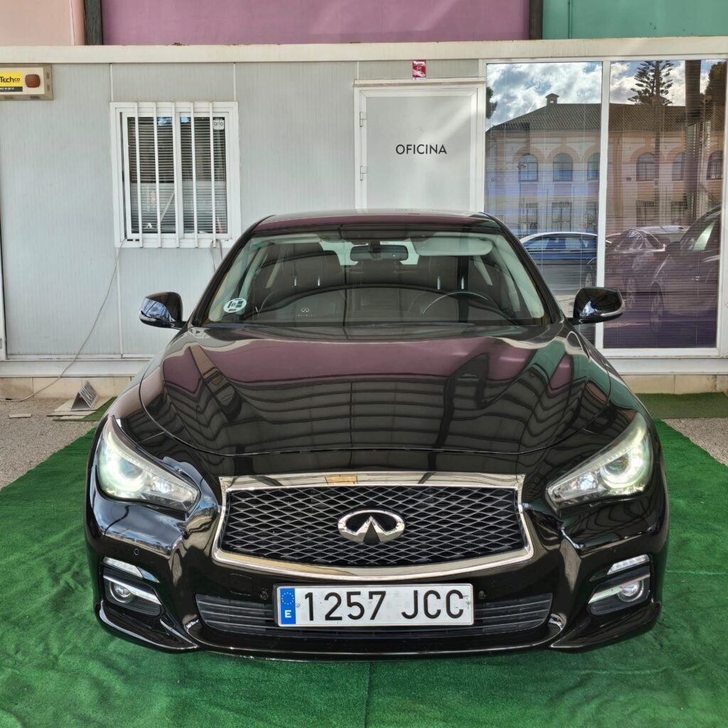INFINITI Q50 2015