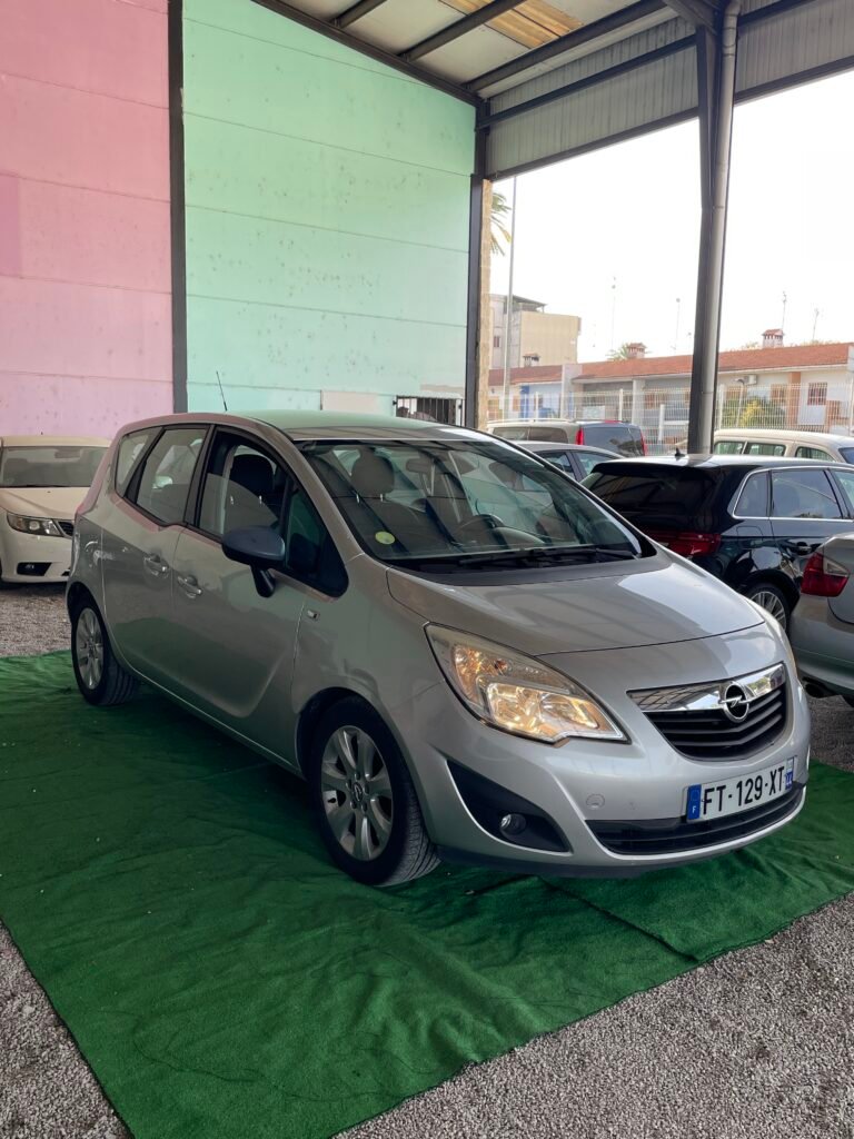 OPEL MERIVA 2011