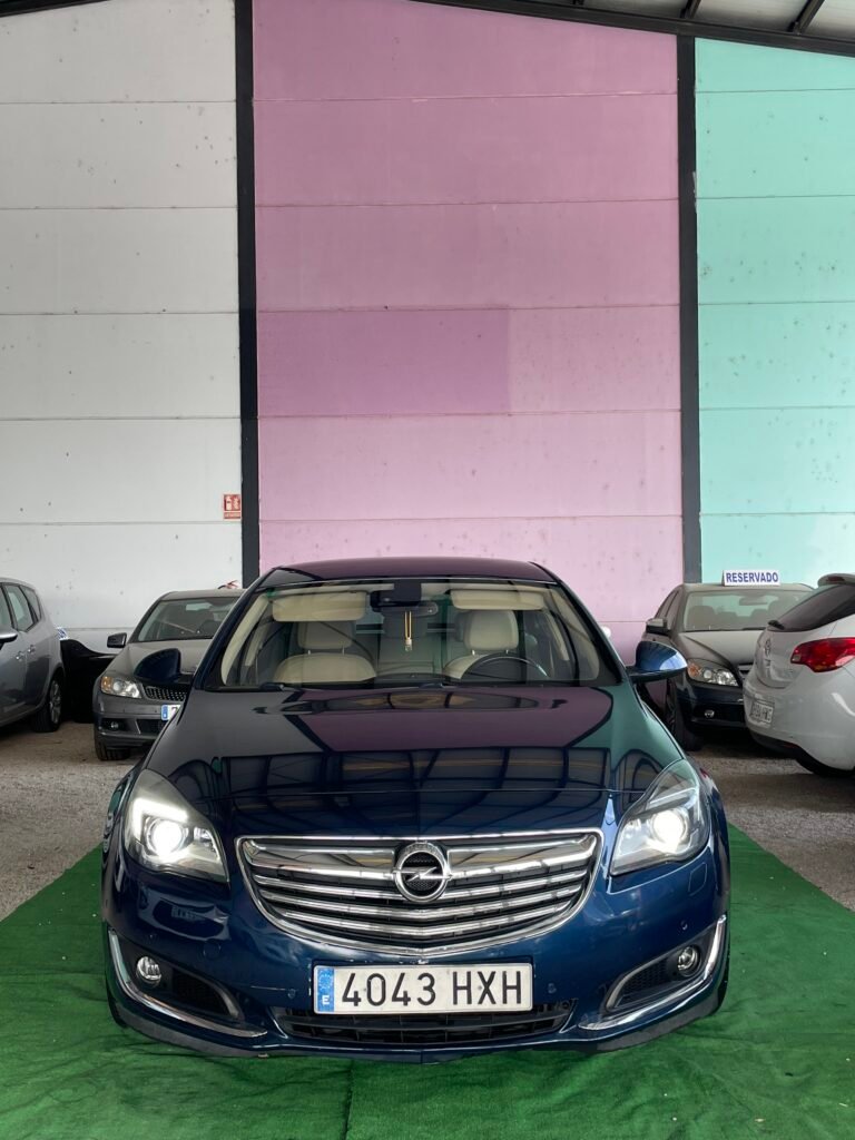 OPEL INSIGNIA LIMOUSINE HB 2014