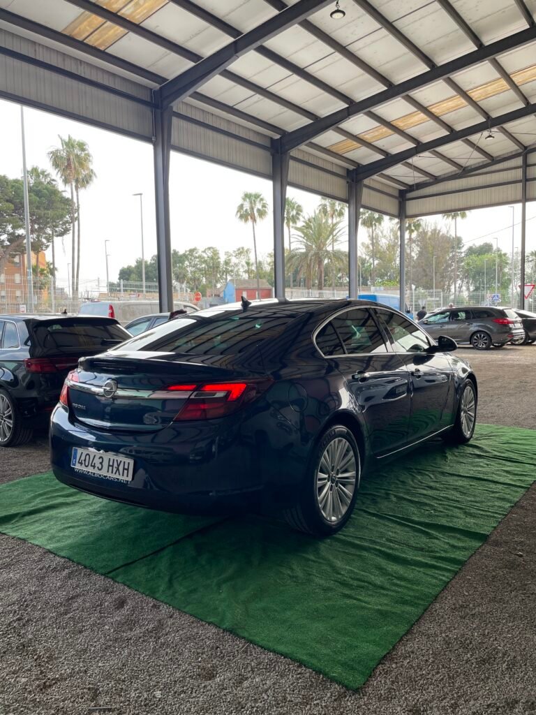 OPEL INSIGNIA LIMOUSINE HB 2014