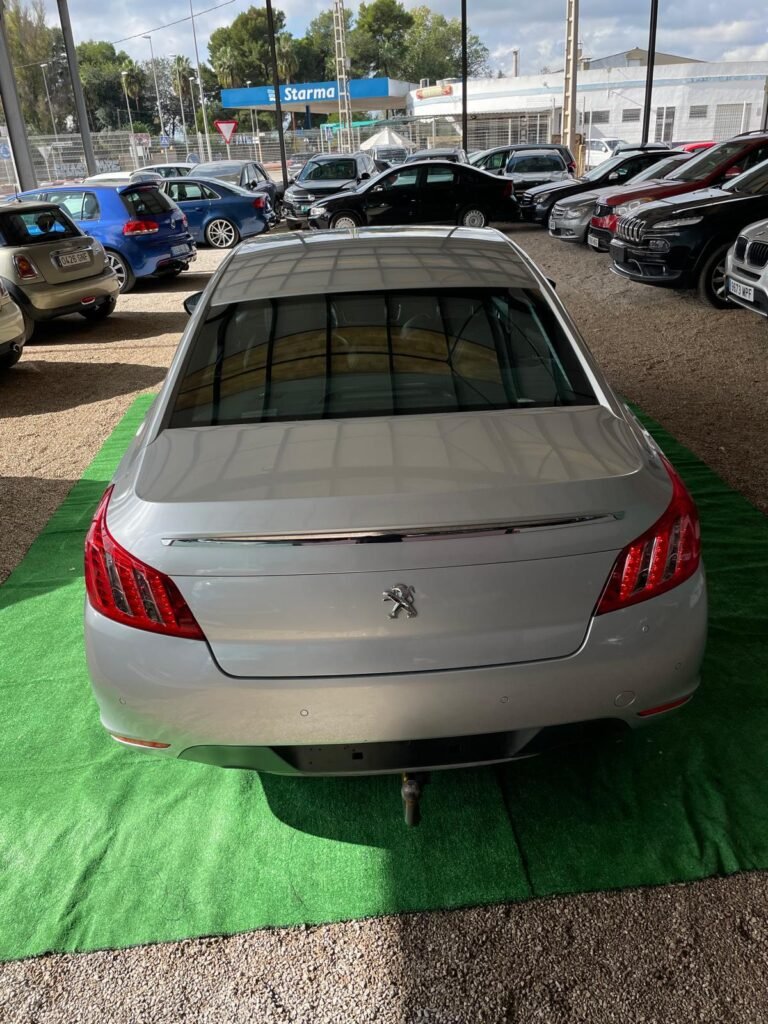 PEUGEOT 508 2012