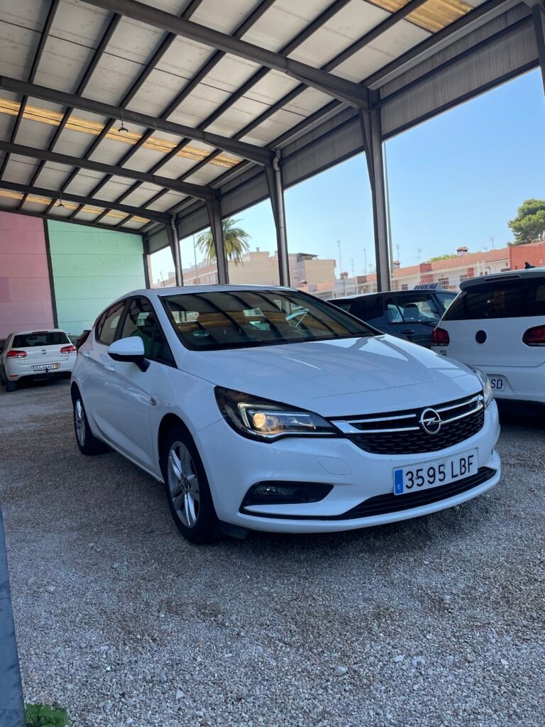 OPEL ASTRA 2019