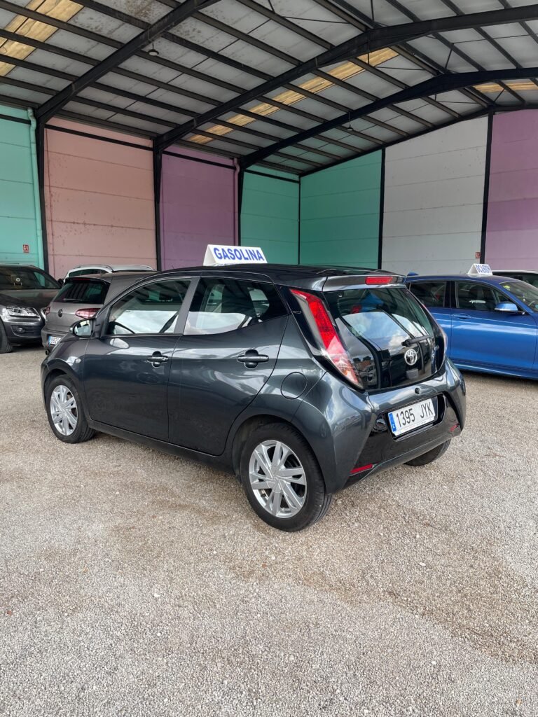 TOYOTA AYGO 2017
