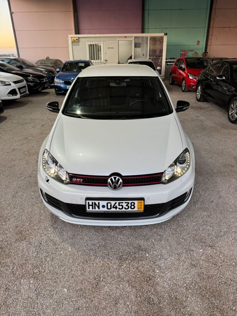 VOLKSWAGEN GOLF GTI 35 2012