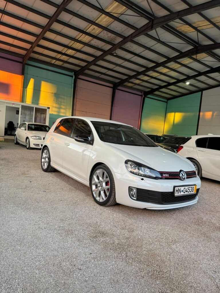 VOLKSWAGEN GOLF GTI 35 2012