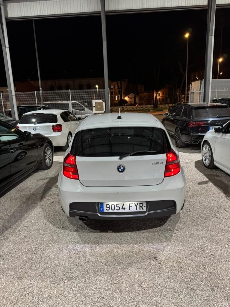 BMW SERIE 1 118D 2008