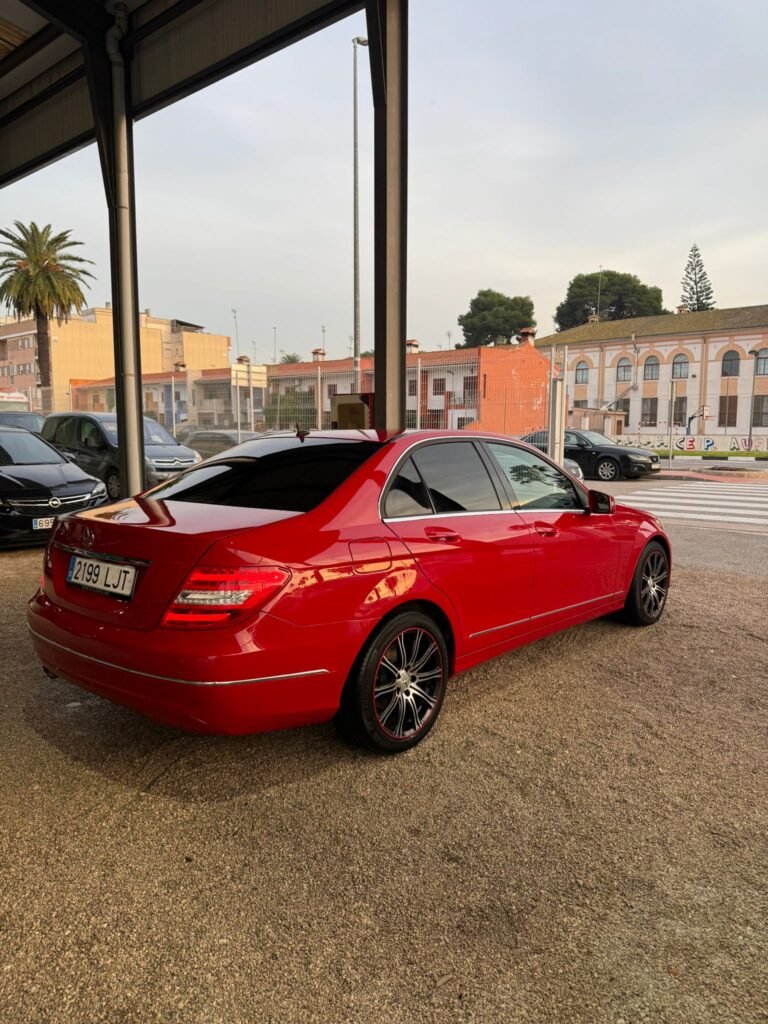 MERCEDEZ-BENZ CLASE C200 2013