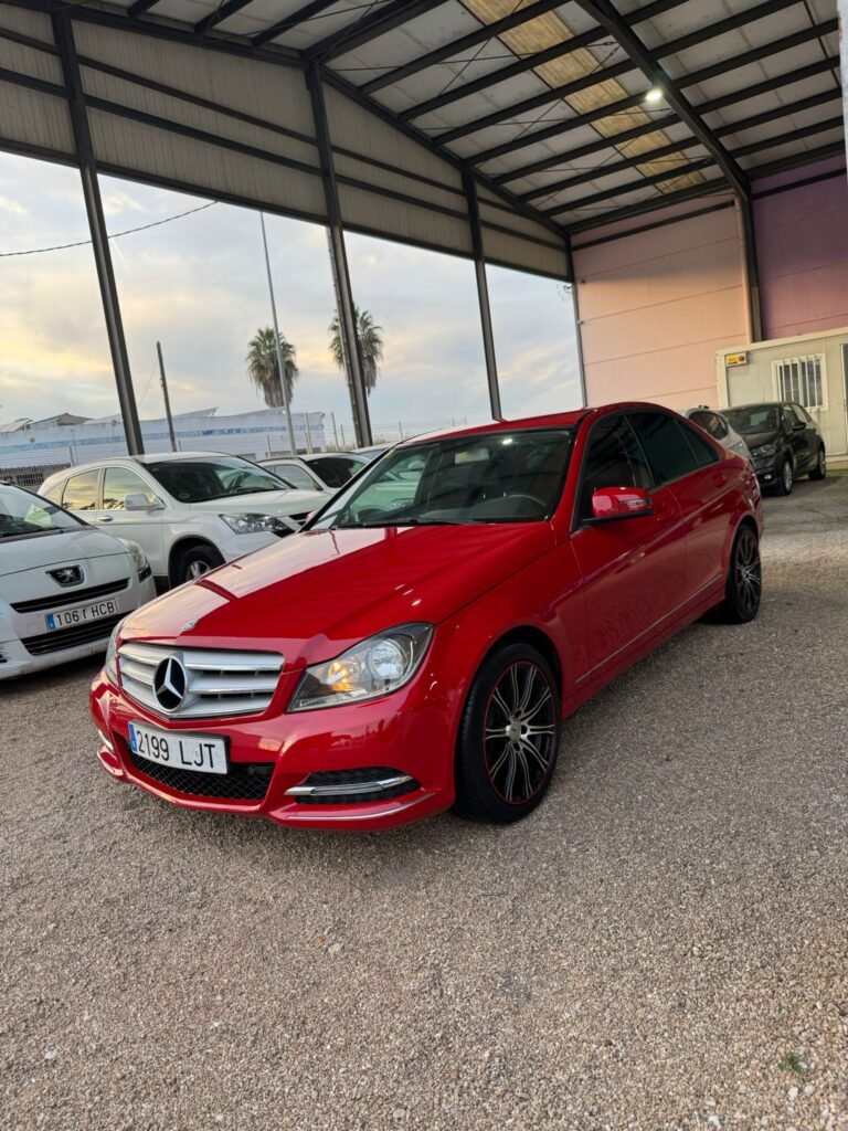 MERCEDEZ-BENZ CLASE C200 2013