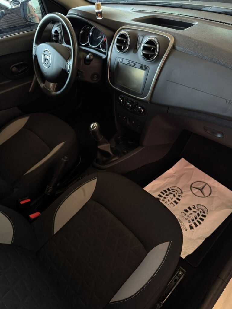 DACIA SANDERO STEPWAY 2016