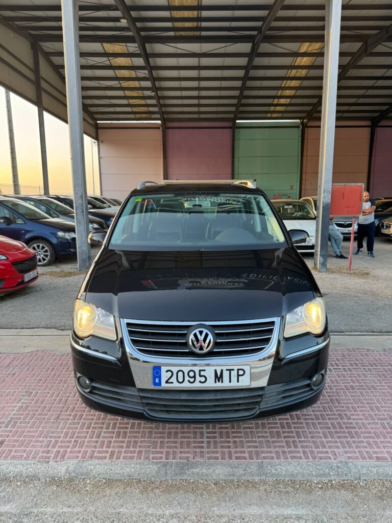 VOLKSWAGEN TOURAN 2007