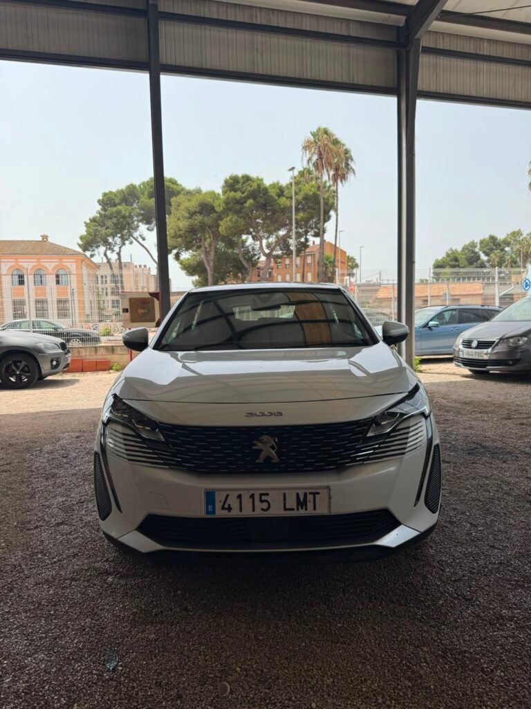 PEUGEOT 3008 2021