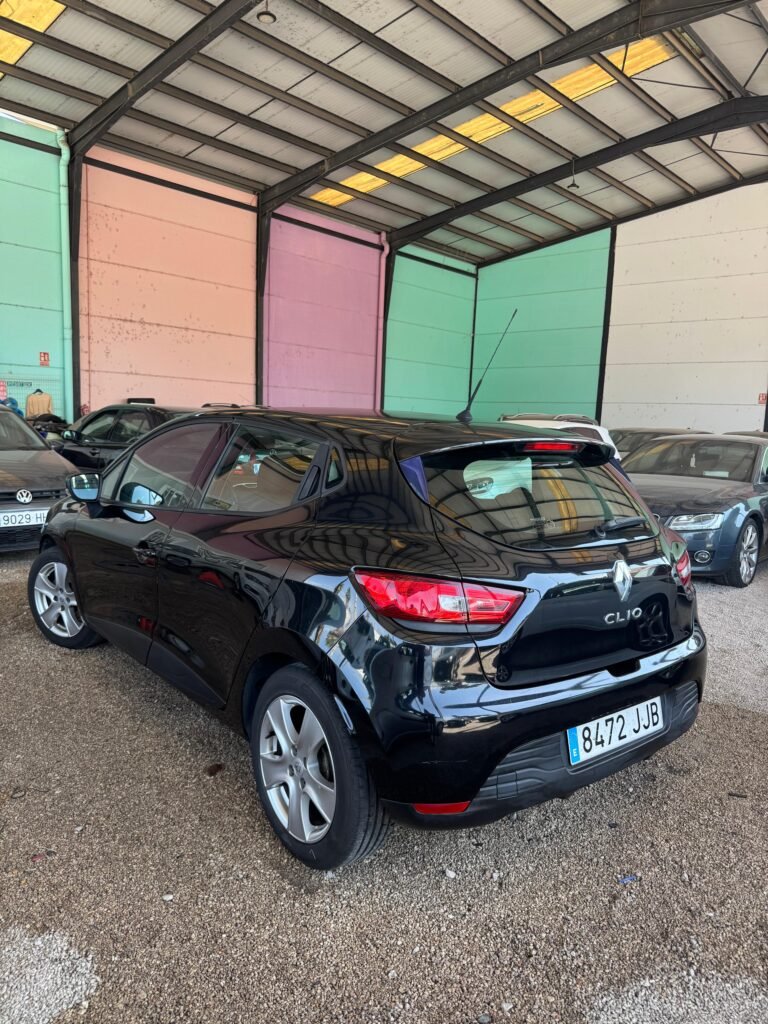 RENAULT CLIO 2015