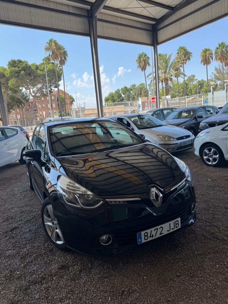 RENAULT CLIO 2015