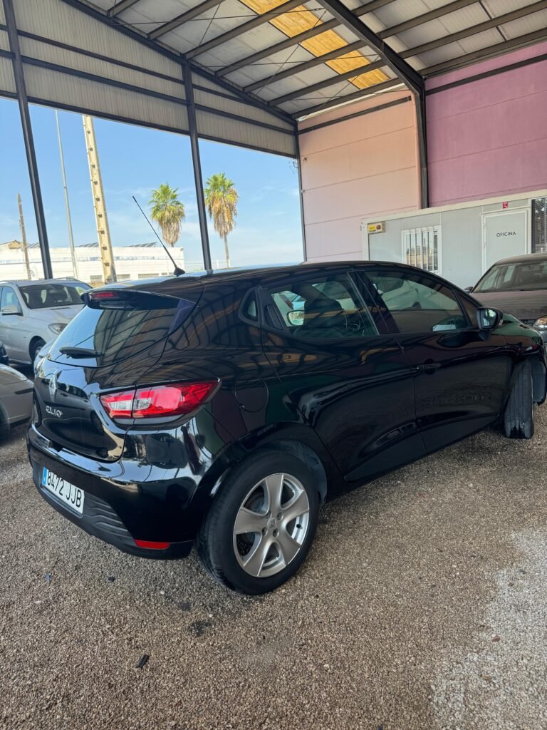 RENAULT CLIO 2015
