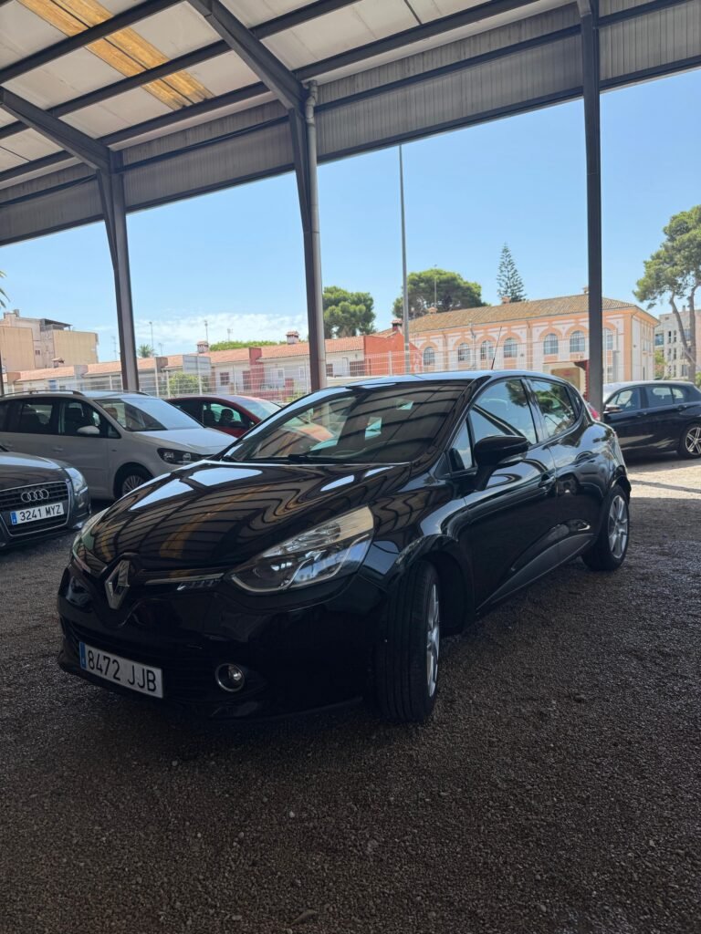 RENAULT CLIO 2015